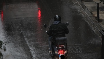 Πάνω από 1.000 παραβάσεις στην Ελλάδα για μη χρήση κράνους σε μία εβδομάδα