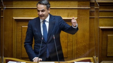 Διάλογος Μητσοτάκη - Τσίπρα για την επιστολή Ράμμου - «Δεν υπάρχουν ονόματα, πού τα βρήκατε;»