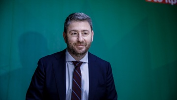 Ανδρουλάκης στο Πολιτικό Συμβουλιο του ΠΑΣΟΚ: Έχουμε διπλό μέτωπο ενάντια σε ΝΔ και ΣΥΡΙΖΑ