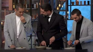 MasterChef: Πάρτι στο Twitter για το κόκκαλο που βρήκε ο Κοντιζάς στο πιάτο του Φώτη
