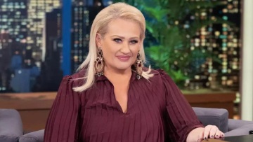 Άση Μπήλιου: «Δεν είναι καλή ηλικία τα 16 για να μάθει ένα παιδί ότι είναι υιοθετημένο»