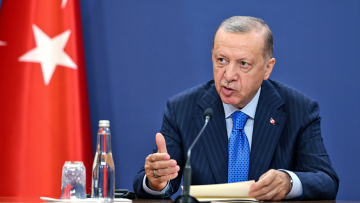 Ερντογάν: Σε μετωπική σύγκρουση με τη Δύση, ενόψει των εκλογών