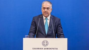 Μήνυση Θεοδωρικάκου κατά του απόστρατου αστυνομικού για την υπόθεση του γιου του