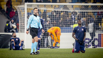 ΠΑΕ Ολυμπιακός για επιλογή Κρούζλιακ: «Στο πιο σημαντικό ματς της σεζόν ως τώρα, επιλέγουν ψυχοπαίδι του Μίχελ»