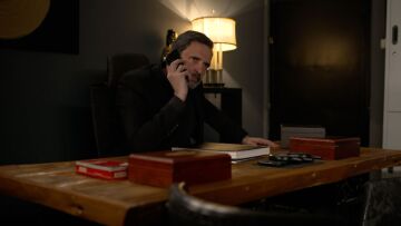 Μαύρο Ρόδο: Ο Θέμης μαθαίνει πληροφορίες για έναν δικό του άνθρωπο, υπεράνω υποψίας