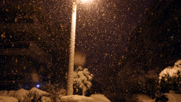 Kακοκαιρία «Μπάρμπαρα»: Ξεκίνησε η επέλαση του χιονιά από τη Δυτική Μακεδονία (βίντεο)