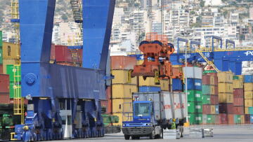 Κακοκαιρία Μπάρμπαρα - Πειραιάς: Παύση εργασιών τη νύχτα και αύριο το πρωί για τους εργαζόμενους στο ΣΕΠ