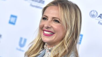 Σάρα Μισέλ Γκέλαρ για το «Scooby-Doo»: Υπήρχε ένα φιλί ανάμεσα στη Βέλμα και την Ντάφνι, αλλά το έκοψαν