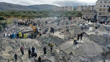 Σεισμός στην Τουρκία: Η μετακίνηση των τεκτονικών πλακών - Γιατί την ισοπεδώνουν τα Ρίχτερ