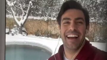 Κώστας Μαρτάκης: Πάγωσε η πισίνα του - «Περιμένω τον Φραγκολιά να έρθει να κάνει πατινάζ»