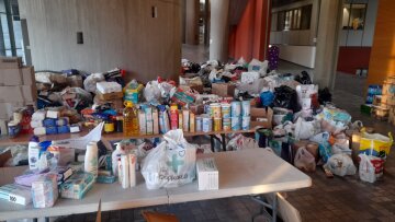 Θεσσαλονίκη: Ετοιμάζεται το πρώτο κομβόι με ανθρωπιστική βοήθεια για την Τουρκία