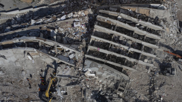 Σεισμός στην Τουρκία: Ο Ερντογάν χάριζε πρόστιμα στους εργολάβους και τώρα τους κυνηγά - 75.000 κτίρια χωρίς προδιαγραφές