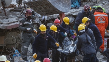 Σεισμός στην Τουρκία: Ξεπερνούν τους 24.200 οι νεκροί