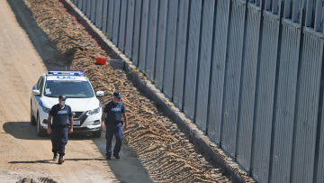 Παρέμβαση Θεοδωρικάκου για εικονικά σύμφωνα συμβίωσης από νέους συνοριοφύλακες