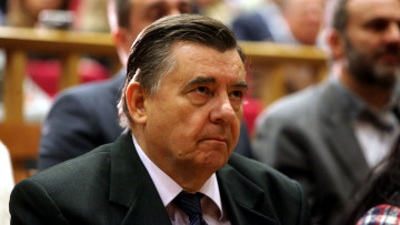 Καρατζαφέρης: Αυτό που χρειάζεται τώρα είναι μια ισχυρή κυβέρνηση, δεν είναι χρήσιμα τα πειράματα