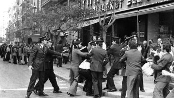 Πολυτεχνείο: Ο ξεσηκωμός 2.000 φοιτητών, η δίκη των 11 και η κατάληψη της Νομικής που οδήγησαν στον Νοέμβρη του '73