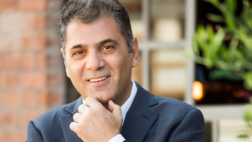 Δεν θα είναι τελικά υποψήφιος της ΝΔ ο αδερφός του Κυριάκου Βελόπουλου