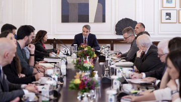 Η ρύθμιση της κυβέρνησης για τους καλλιτέχνες: Δημιουργείται νέα μισθολογική κλίμακα για όλους στο Δημόσιο