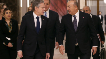 Άντονι Μπλίνκεν σε Μεβλούτ Τσαβούσογλου: Δεν υπάρχει χρονοδιάγραμμα για τα F-16