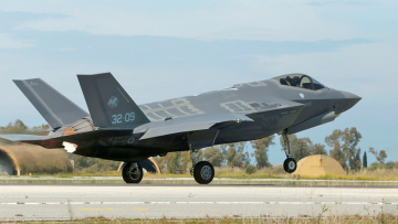 Στην τελική ευθεία για την αγορά 20 μαχητικών αεροσκαφών F-35