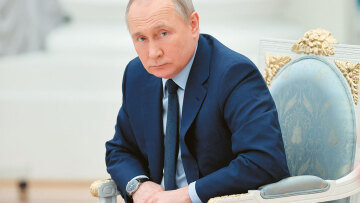 Πούτιν: Η Μόσχα πρέπει να λάβει υπόψη τις πυρηνικές δυνατότητες του ΝΑΤΟ