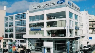 Σπύρος Παζαρόπουλος: Νέα «καταιγίδα» σφυριών από την Α.Α.Δ.Ε. και τις τράπεζες (pics)