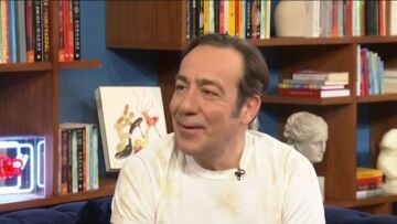 Σωτήρης Καλυβάτσης: Δεν εκφράζω εύκολα τα συναισθήματά μου με λόγια, τα «κανιβαλίζω» αυτά