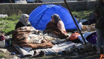 Τουρκία: Η Ερυθρά Ημισέληνος πούλησε αντί να δωρίσει σκηνές σε σεισμόπληκτους - Έντονη κριτική