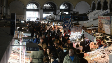 Καθαρά Δευτέρα 2026: Τι ισχύει για σούπερ μάρκετ και εμπορικά καταστήματα
