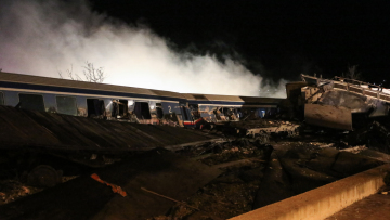 Σύγκρουση τρένων: Θερμοκρασίες 1.500 βαθμών στα δύο πρώτα βαγόνια