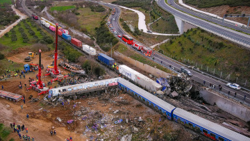 Σύγκρουση τρένων στη Λάρισα: Έκτακτη αιμοδοσία από τον Δήμο Αθηναίων σήμερα και αύριο - Σε ποια σημεία θα γίνεται