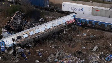 Σύγκρουση τρένων: Στα Τέμπη το μεσημέρι Σακελλαροπούλου και Μητσοτάκης