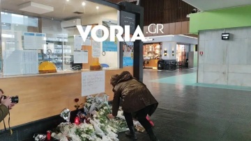 Σύγκρουση τρένων στη Λάρισα: «Να πληρώσουν όλοι» ζητά εργαζόμενη που είχε ρεπό την ημέρα της τραγωδίας