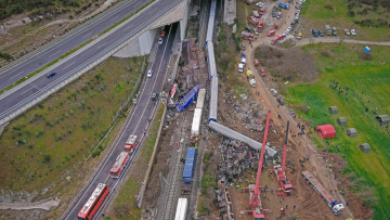 Σύγκρουση τρένων στα Τέμπη: «Έζησα δεύτερη Γάζα, σκηνές βγαλμένες από πόλεμο» λέει Παλαιστίνιος γιατρός