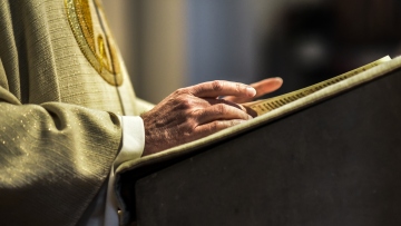 Πορτογαλία: Η Καθολική Εκκλησία ζητά συγγνώμη από τα παιδιά-θύματα σεξουαλικής βίας από μέλη του κλήρου