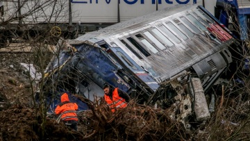 Σύγκρουση τρένων: Εννέα φοιτητές του ΑΠΘ νεκροί - «Η μεγαλύτερη τραγωδία στην ιστορία του Πανεπιστημίου»
