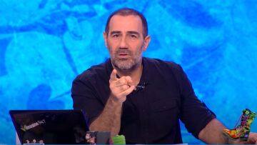 ΕΣΗΕΑ κατά Κανάκη και Μουτσινά: Τηλεπερσόνες-τιμητές εργαλειοποιούν την κοινωνική οργή