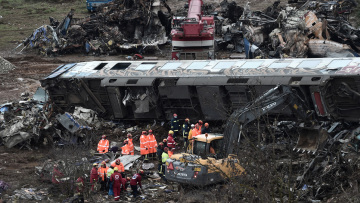 Σύγκρουση τρένων: Πώς έμαθε ο σταθμάρχης για την τραγωδία - Ήταν ο φόβος των μηχανοδηγών