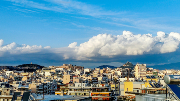 Καιρός: Ανοιξιάτικος σήμερα με 20αρια, «βουτιά» ο υδράργυρος το Σαββατοκύριακο