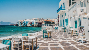 Επιχειρηματίας της Μυκόνου καταγγέλλει πρώην σύντροφο γνωστού μοντέλου για απάτη με 500 χρυσές λίρες