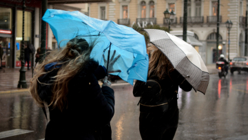 Καιρός: Τριήμερη κακοκαιρία με καταιγίδες και ανέμους - Ποιες περιοχές επηρεάζονται