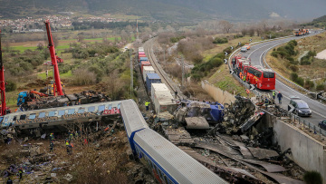 Hellenic Train: Με €42.000 αποζημιώνει τους συγγενείς των θυμάτων στα Τέμπη - €5.000 στους τραυματίες 