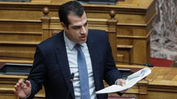 Πλεύρης για επίθεση στα Πετράλωνα: Ο οκτάχρονος γιος μου «έβαλε τα κλάματα, είναι εξοργιστικό» 