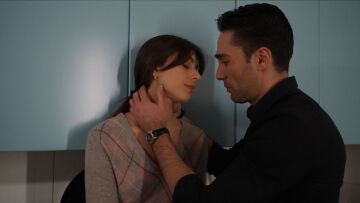 Η Γη της Ελιάς: Ο Ισίδωρος και η Μαρίνα περιμένουν με αγωνία την πρώτη τηλεφωνική επικοινωνία των απαγωγέων