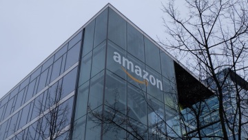 Amazon: Προειδοποίηση του CEO για τους υπαλλήλους που δεν δουλεύουν από το γραφείο τουλάχιστον 3 φορές την εβδομάδα