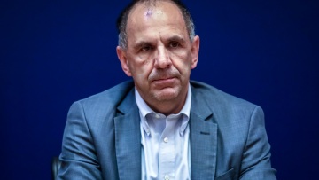 Γεραπετρίτης για κόμμα Κασιδιάρη: Υποχρέωση των κομμάτων να θέσουν στον Άρειο Πάγο τα πραγματικά στοιχεία