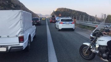 Βουλή: Αυστηρότερες τιμωρίες για υπερβολική ταχύτητα ή οδήγηση σε ΛΕΑ 