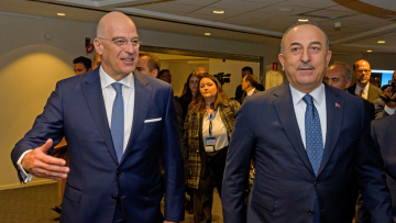 Ευχές Τσαβούσογλου για την 25η Μαρτίου - «Η Τουρκία τείνει χείρα συνεννόησης» λέει ο Δένδιας στο «ΘΕΜΑ»