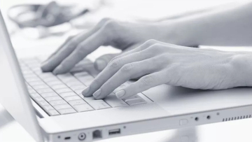 Ψηφιακή κάρτα εργασίας: Σε ποιους κλάδους και επιχειρήσεις θα εφαρμοστεί από τη Δευτέρα