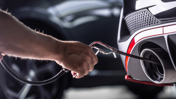 ΕΕ: Εγκρίθηκε η κατάργηση των θερμικών κινητήρων από το 2035